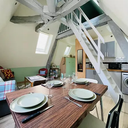 Duplex En Plein Coeur De - 437